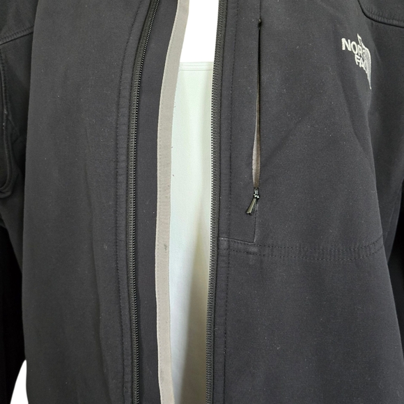 The North Face Black and Gray Tag - Picture 3 of 12